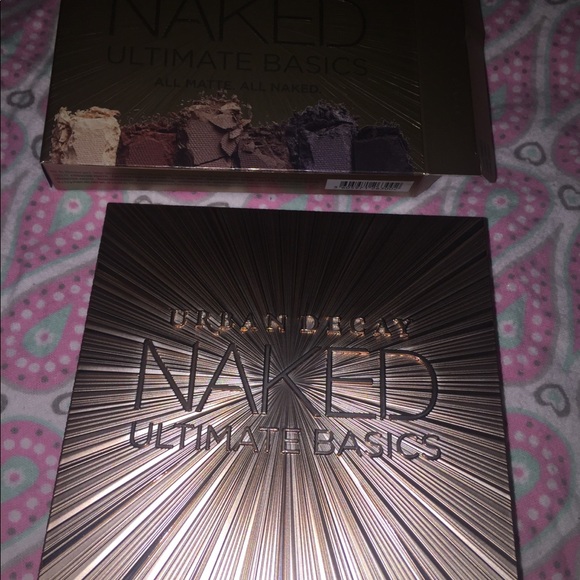 Urban Decay Palette - Picture 3 of 6